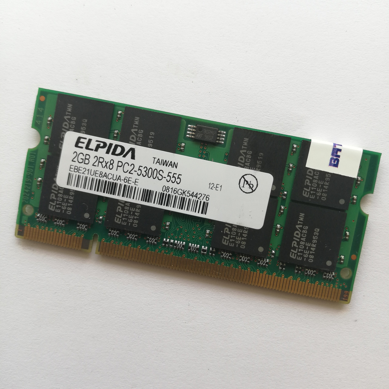 Оперативна пам'ять для ноутбука Elpida SODIMM DDR2 2Gb 667MHz 5300 CL5 (EBE21UE8ACUA-6E-E) Б/У