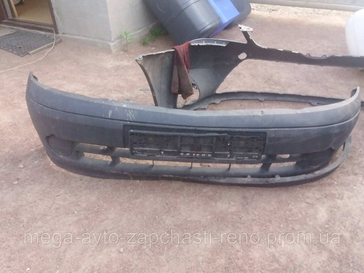 Бампер передній Renault Kangoo I 03-08
