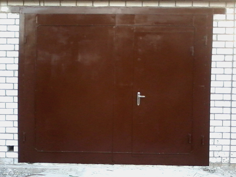 Ворота гаражные 3,0х2,5 м металл 2,0 мм "под ключ" - фото 1 - id-p97135458