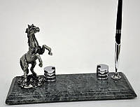 Мармуровий настільний набір (Фігура коня, підставка для візитної картки та ручка) Penstand 8130