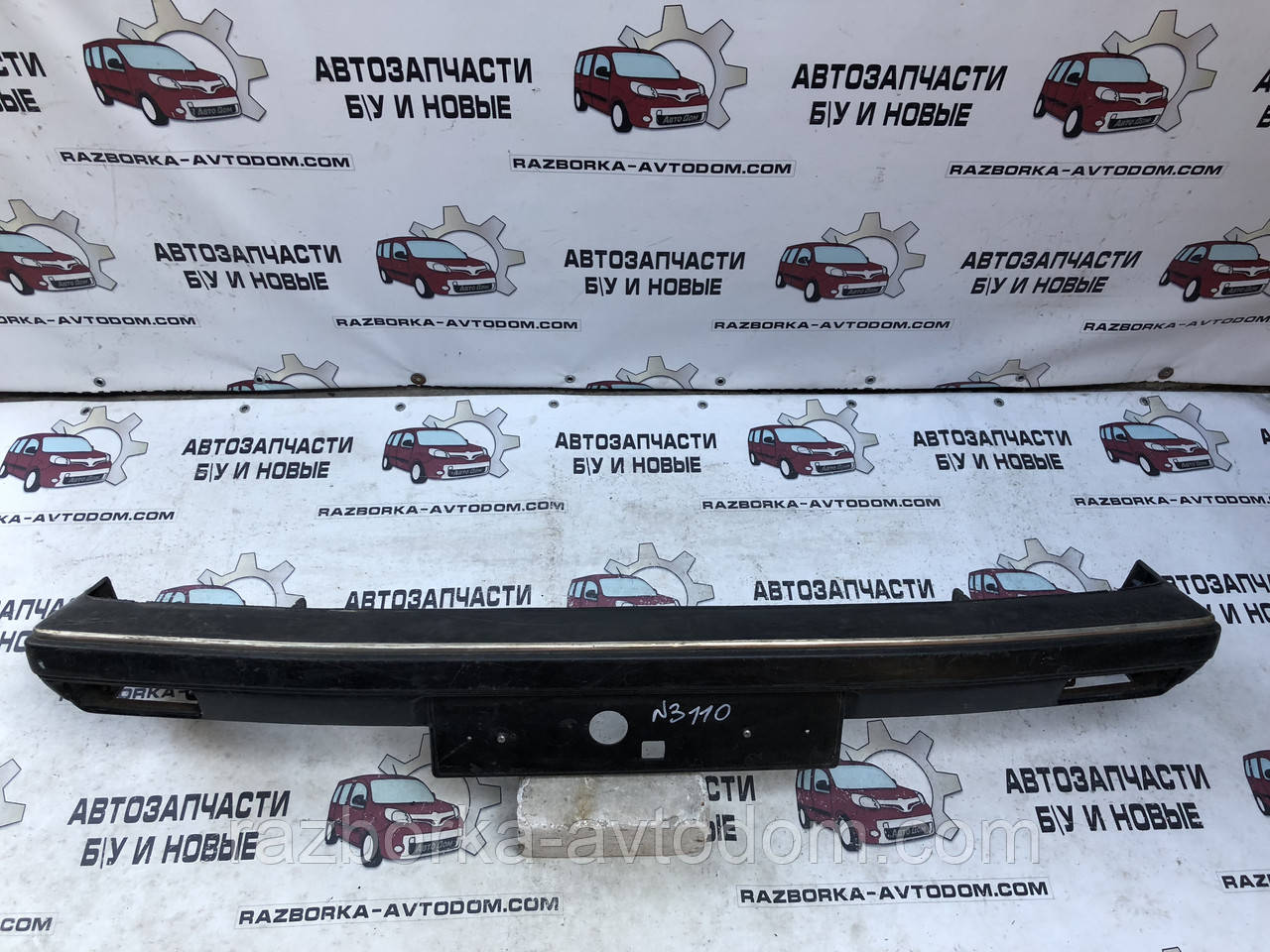 Бампер передній VW Passat b2 (typ 32B) 1980-1985 OE:321807221N