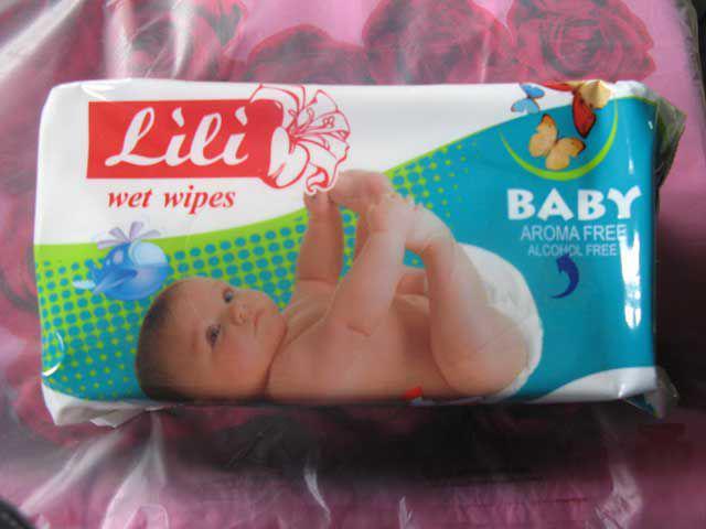 Волога серветка для дітей 60 шт. Lili "З екстрактом календули та вітаміном Е" (1 пач), фото 1