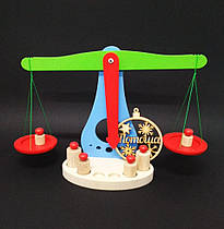 Дерев'яні навчальні ваги KomarovToys А376, від 4-х років, 6 гирьок