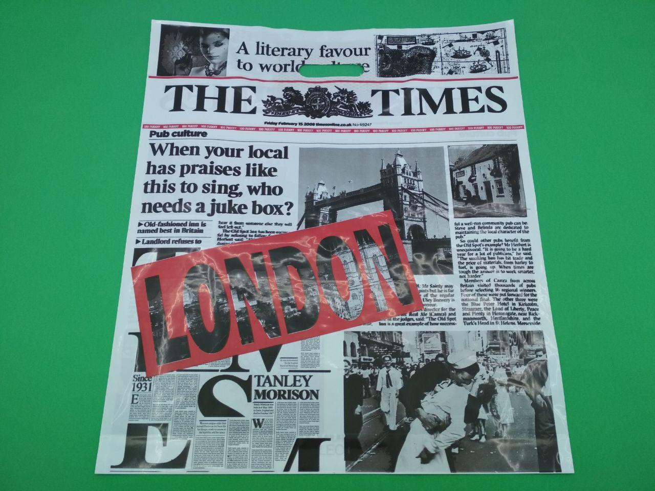 Пакет із прорізною ручкою (42 * 52,5+3)" Масазета "LONDON red" (50 шт), фото 1