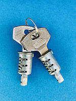 Личинка или цугалики замка дверной ручки с ключом комплект-2 шт. КАМАЗ 5320