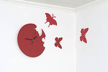Годинник з метеликами червоні