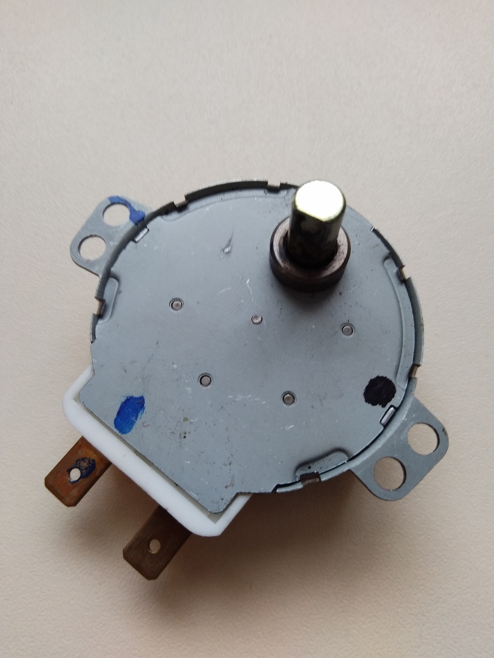 Моторчик микроволновой печи GM-16-24FT9 б / у (ID#818779818), цена: 118 ...