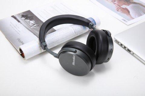 Бездротові Bluetooth-навушники Bluedio V2