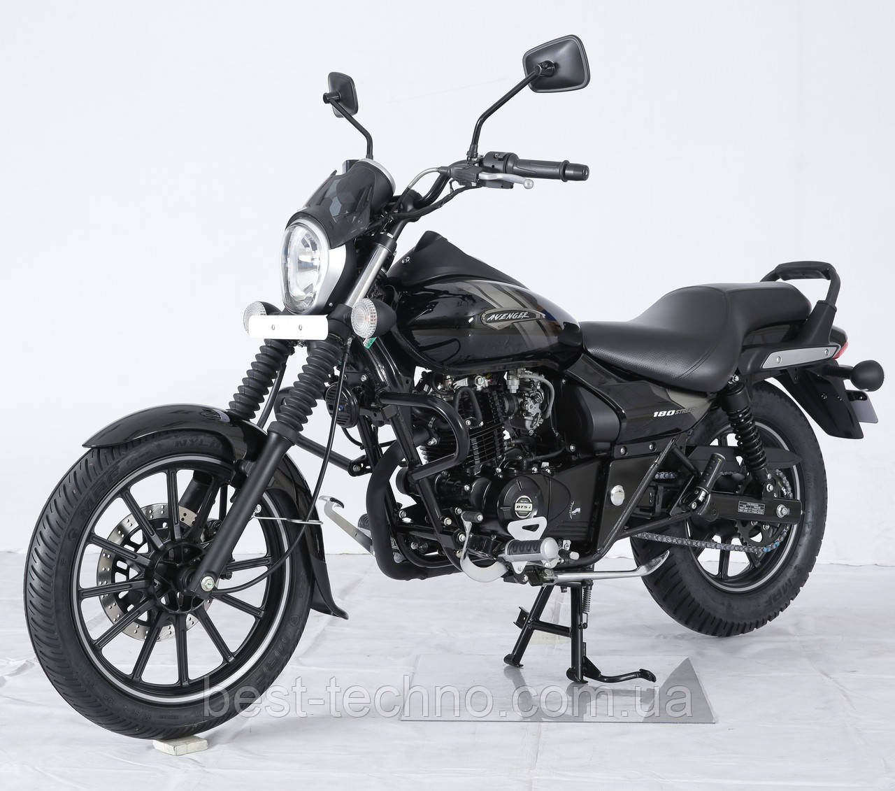 Bajaj Avenger Street 220, фото 1