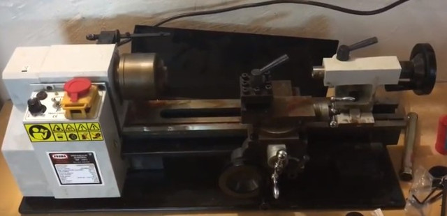 Токарний верстат Proma SM-300E Токарний верстат Proma SM-300E корпус