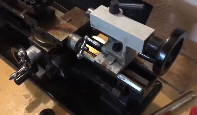 Токарний верстат Proma SM-300E Токарний верстат Proma SM-300E шпиндель