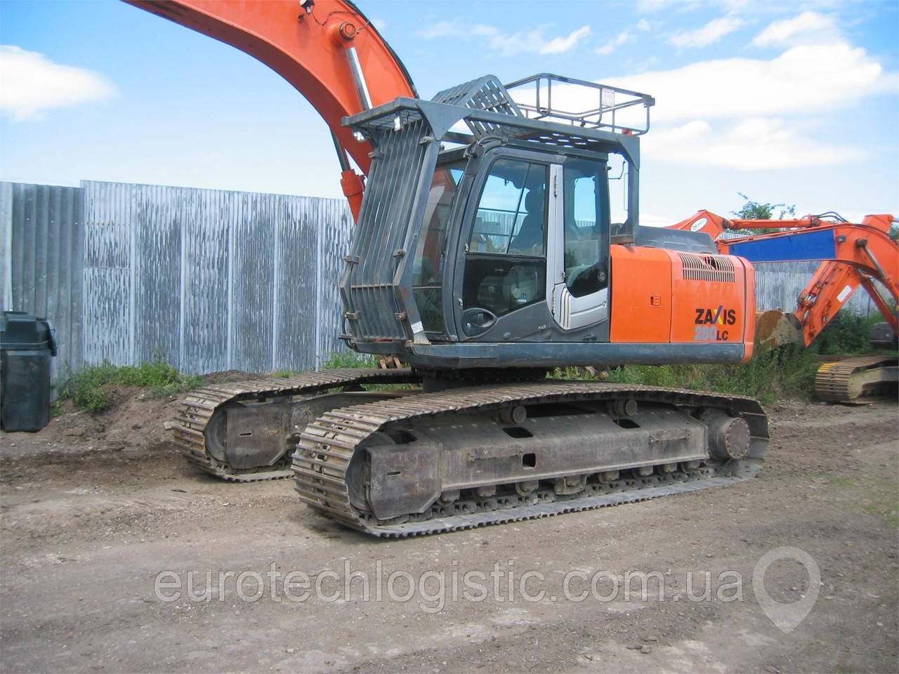 Гусеничный экскаватор Hitachi ZX280 LC-3.