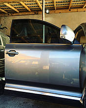 Дверь передняя правая Двері передні Volkswagen Touareg 2003-2009 гг Таурег Туарег