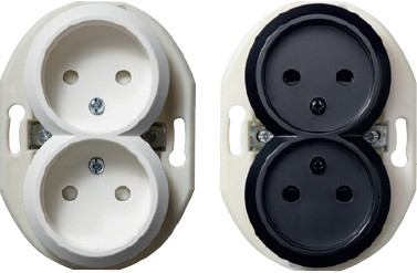 Подвійна розетка з заземленням чорна Renova Schneider Electric WDE011322