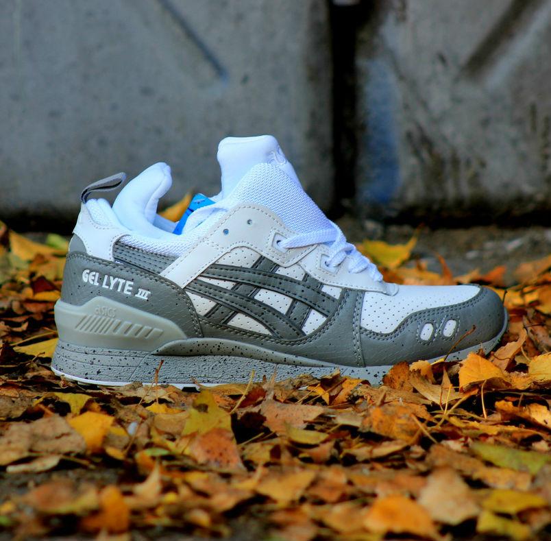 asics grey white
