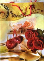 Пакет подарунковий Троянди і сердечка