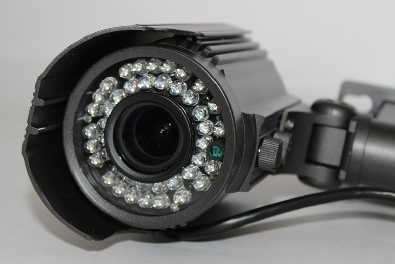 Камера наружного наблюдения (варифокальная) с креплением IP (MHK-N701L-200W) - фото 6 - id-p98266077