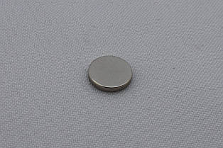 Кнопка магнітна потайна, діаметр - 10 мм, товщина - 1.5 мм, артикул СК 5067