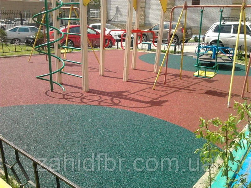 Безшовне покриття з гумової крихти для дитячих майданчиків