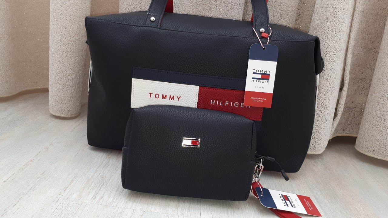 Спортивная сумка tommy hilfiger с косметичкой 2 черный и синий - фото 5 - id-p975212890