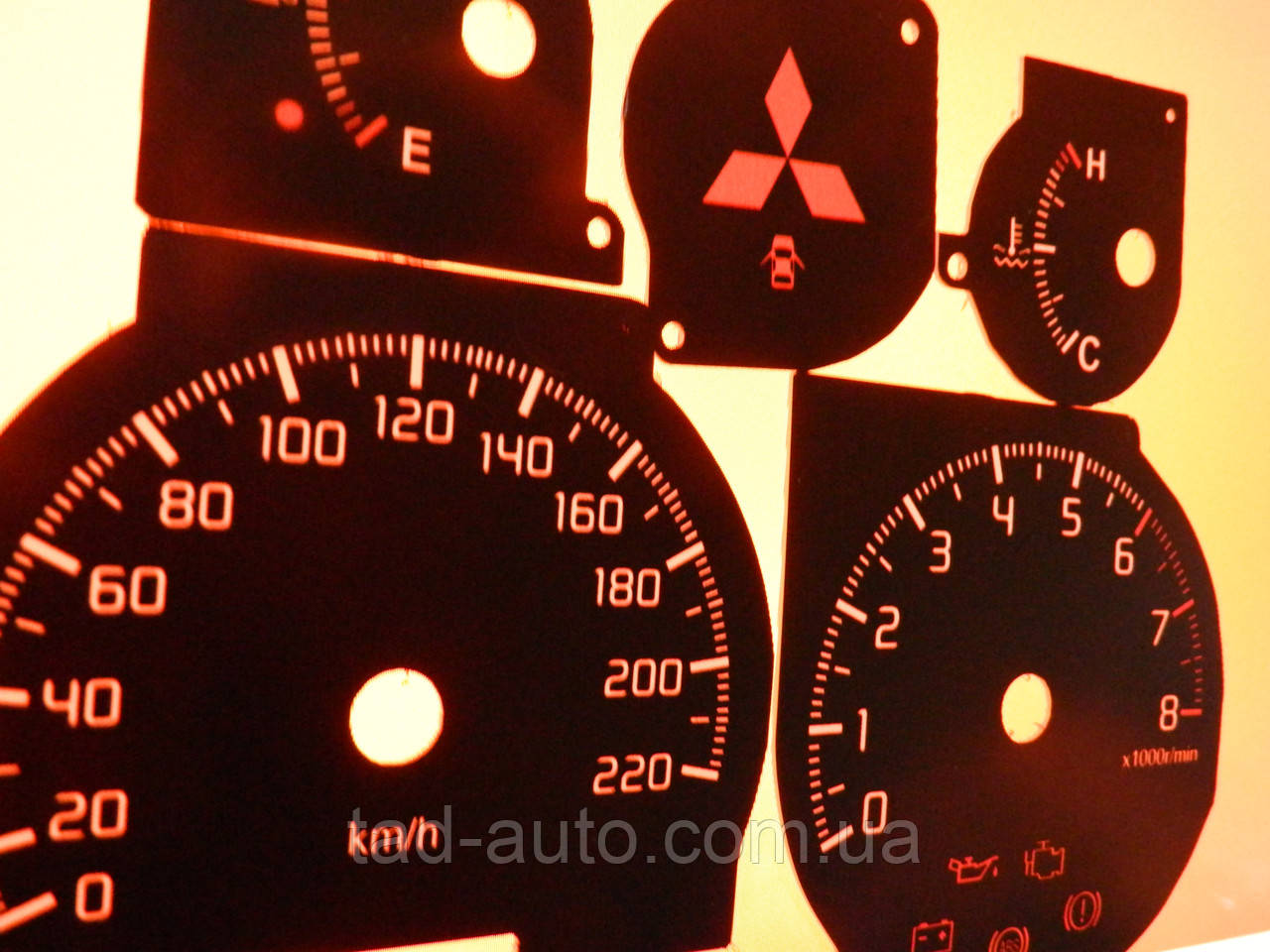 Шкалы приборов Mitsubishi Lancer 9