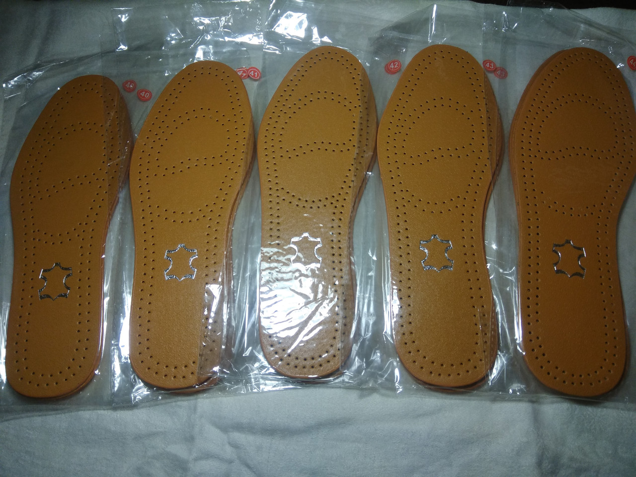 Стельки для обуви из кожзама (эко-кожа) коричневые 47р(28,5см) - фото 1 - id-p1480910020