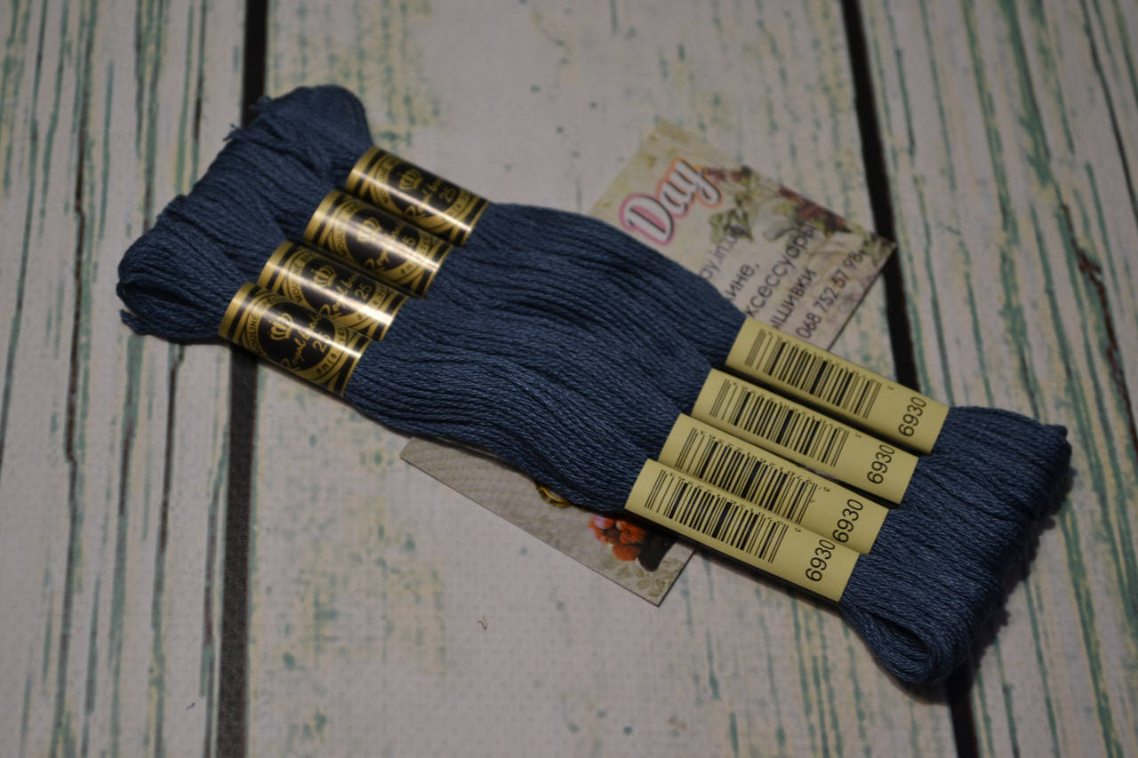 

Мулине Royal Broderie, цвет №930