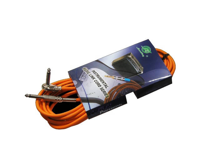 

SOUNDKING BC327 Готовий інструментальний кабель 6,3 прямий-6,3 кутовий, 5м