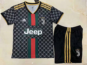 Дитяча футбольна форма Juventus & Gucci 2019