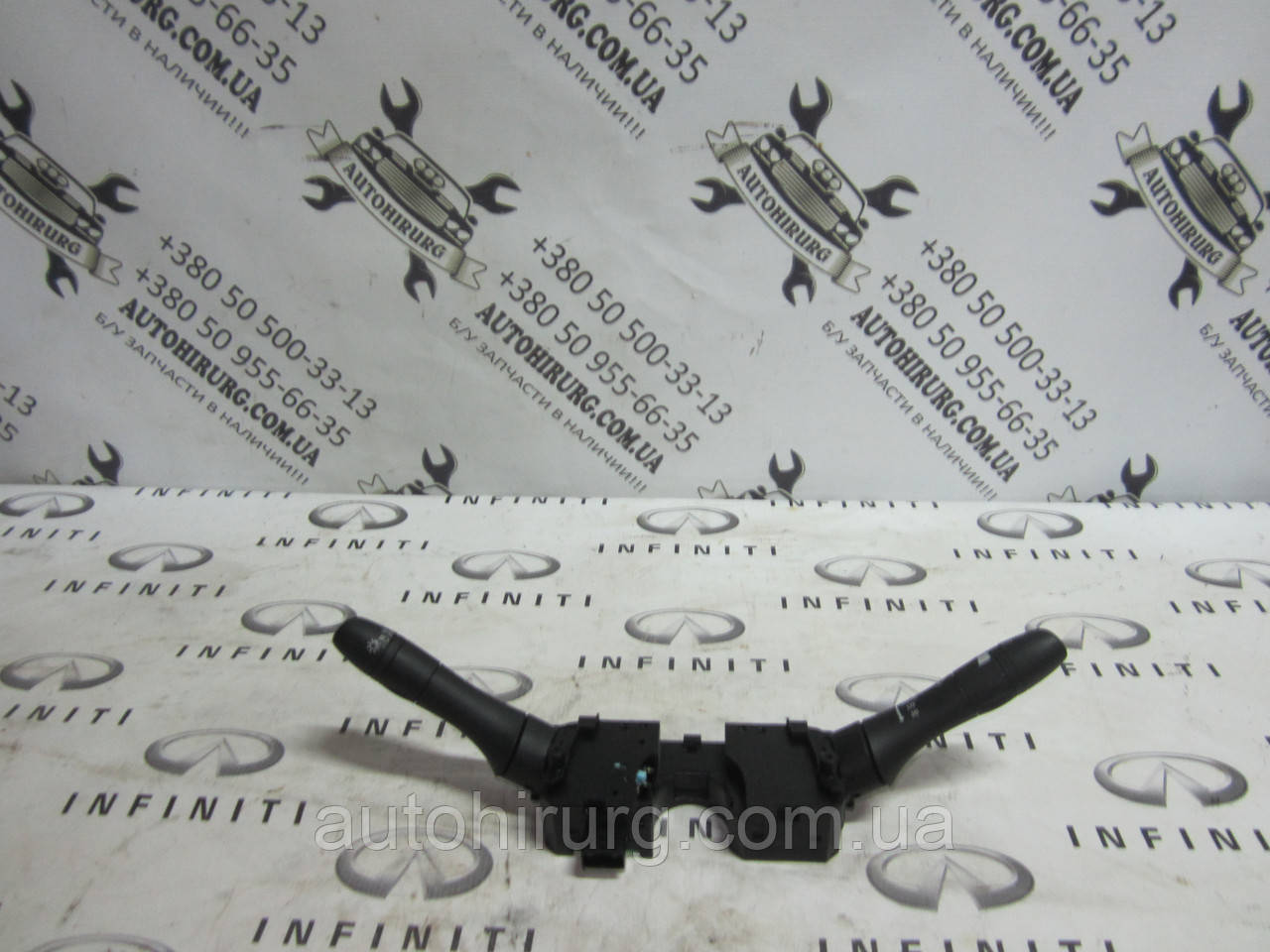 Підрумовий перемикач Infiniti Qx56/Qx80 — Z62