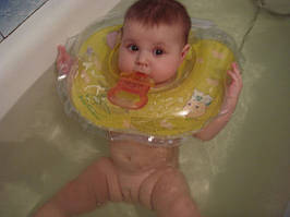BabySwimmer круги с рождения