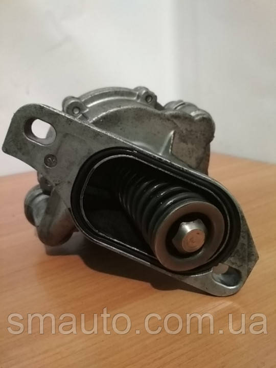 Вакуумный насос на VW LT 35, T-4, AUDI 1996-2006 2.5 TDI/SDI 074145100 А - фото 4 - id-p976460239