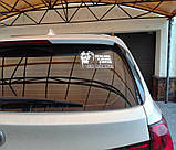 Автомобільна наклейка на скло Бультер'єр на борту, фото 4