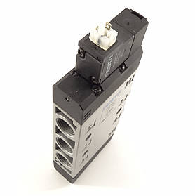 Розподільник з електроуправлінням CPE24-M1H-5L-3/8