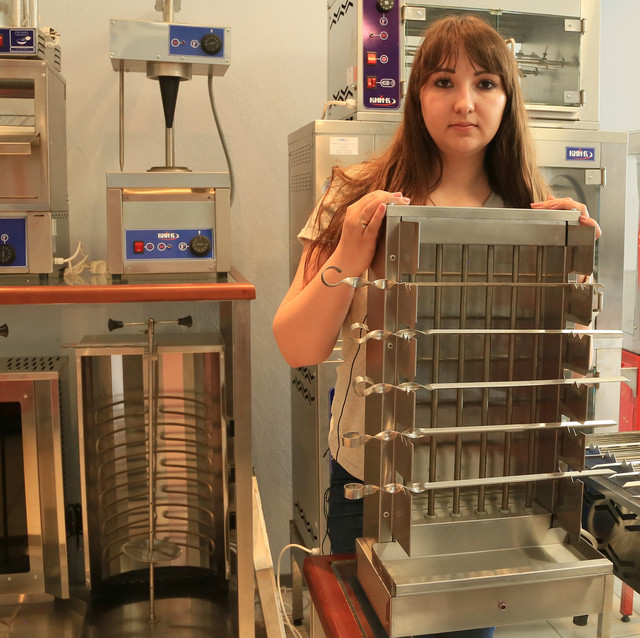 Аппарат для шаурмы КИЙ-В ШЭ-20 Аппарат для шаурмы КИЙ-В ШЭ-20 качество