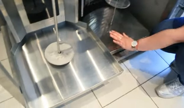 апарати для приготування шаурми піддон