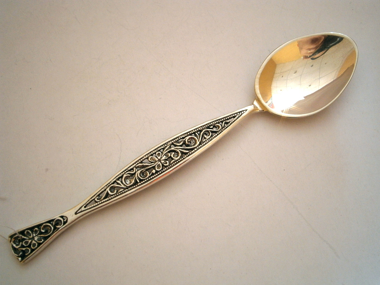 Серебрная ложка .