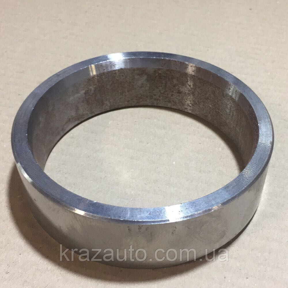 Кільце упорне задньої маточини КрАЗ втулка розпірна 6505-3104082, фото 1