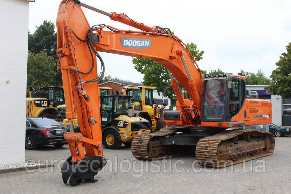Гусечний екскаватор Doosan DX 380 LC-3.