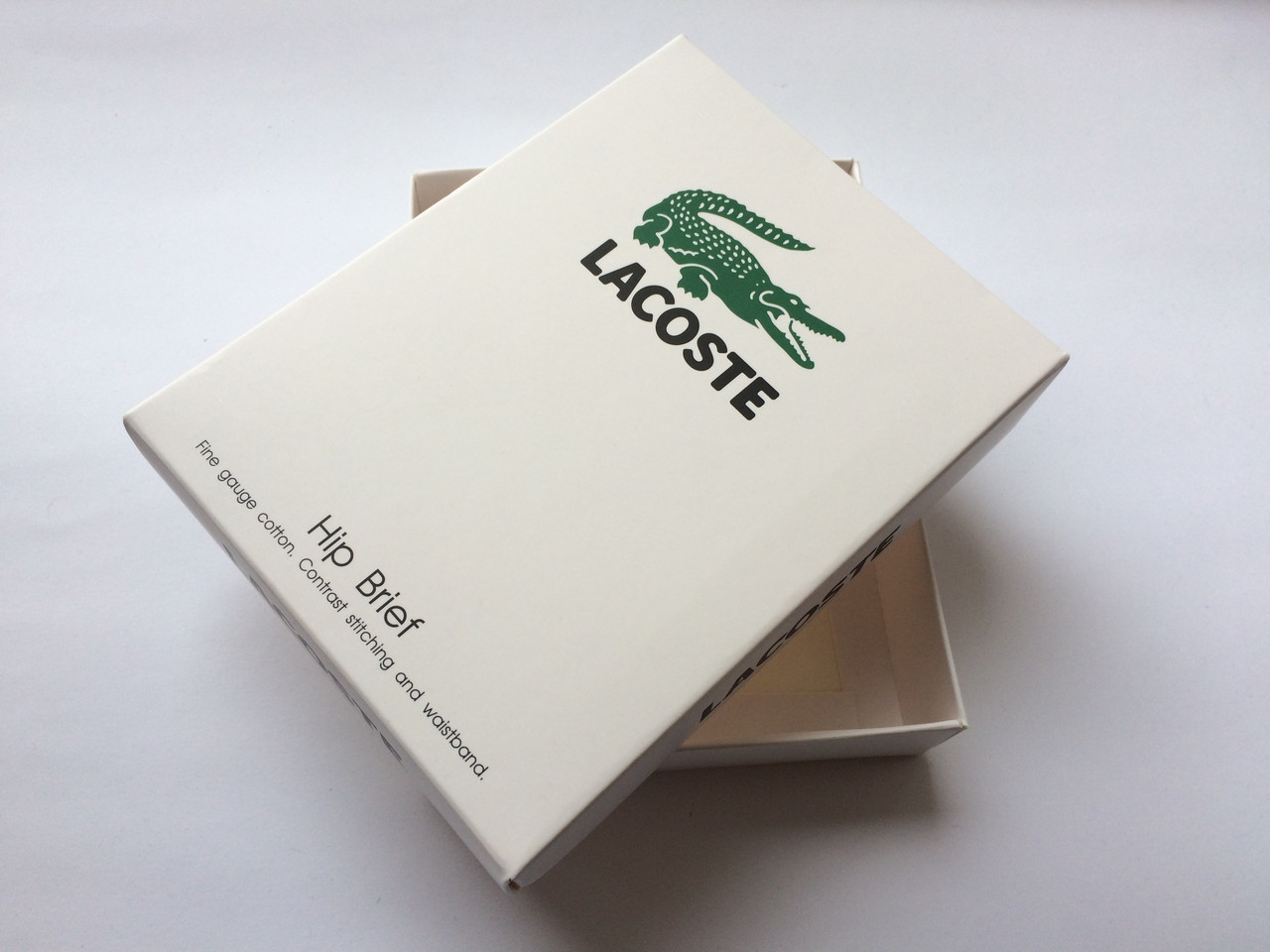 Подарункова коробка Lacoste