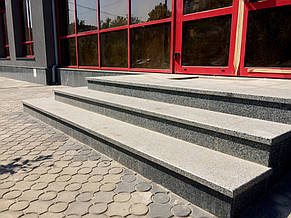 Гранитные ступени и цоколь (Запорожье). 3