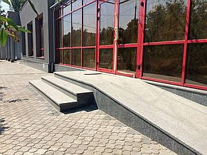 Гранитные ступени и цоколь (Запорожье). 9