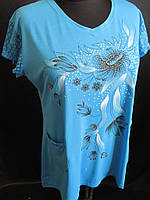 Жіночі футболки з накладними кишенями.