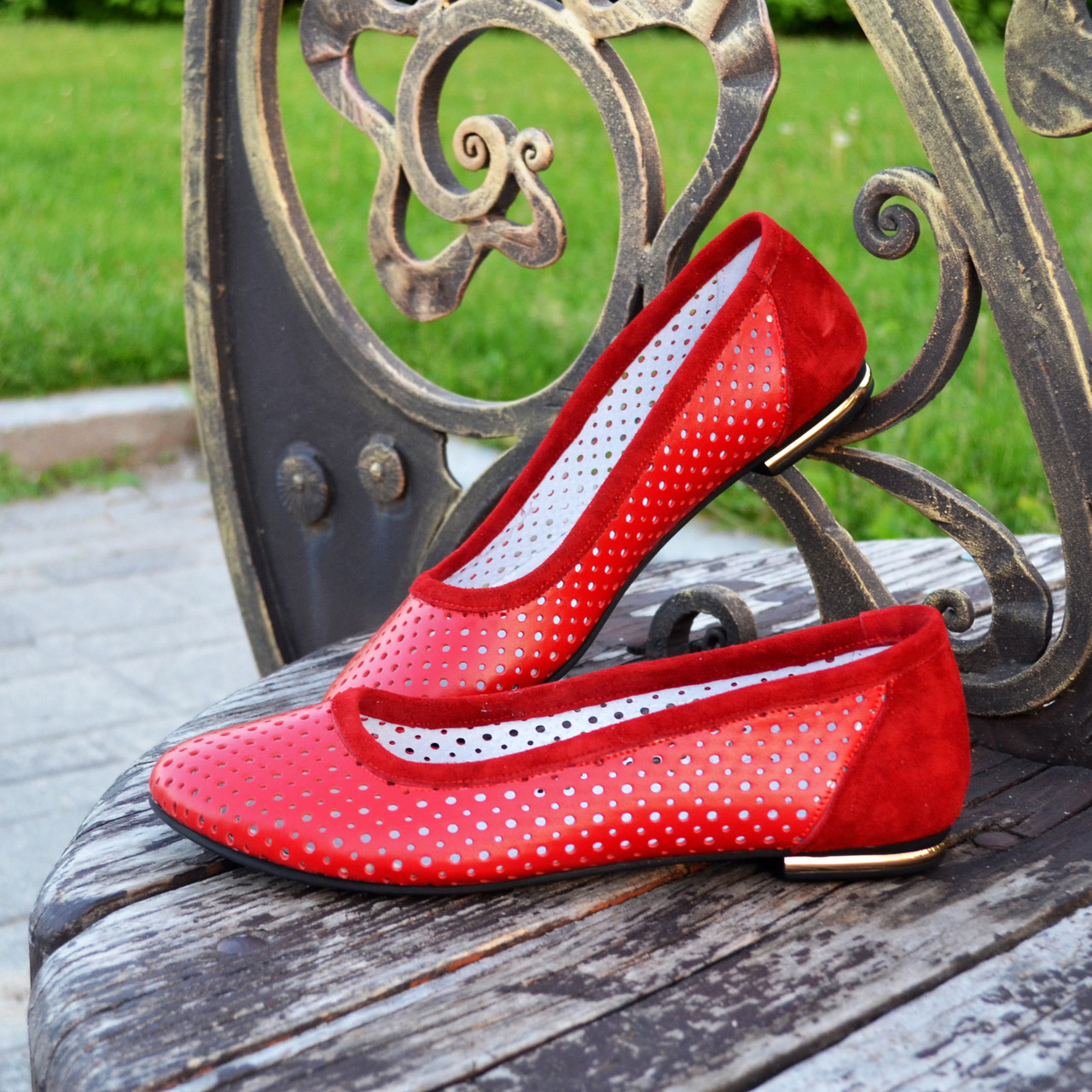 Балетки об'єднані з натуральної шкіри та замші на низькому ходу, колір червоний, фото 1