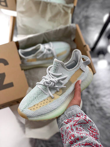Adidas Yeezy Boost 350 v2 Hyperspace ID 978998967