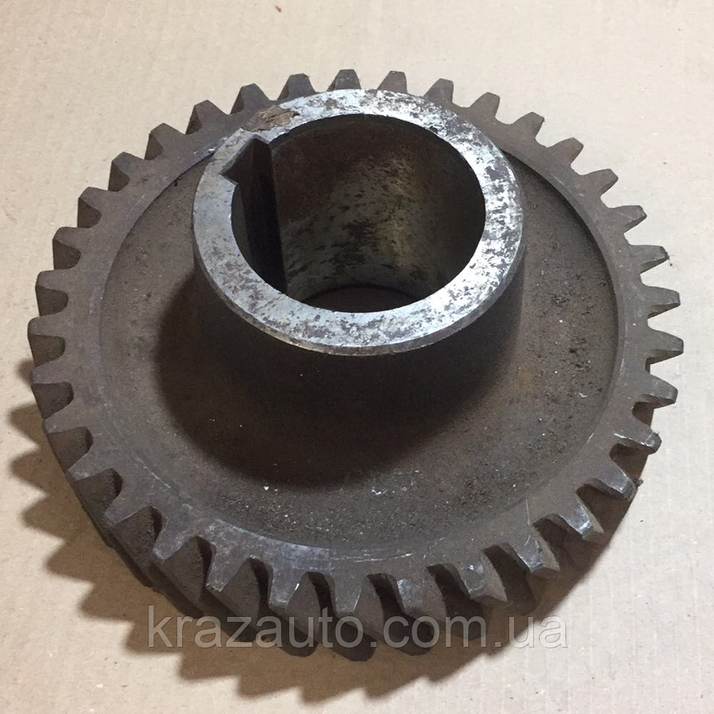 Шестірня вала коробки роздаваної КрАЗ (Z=35 зуб.) 210-1802180