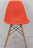 Пластиковий стілець Nik - N (Нік Н) помаранчевий 70 на дерев'яних ніжках, фото 4