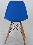 Пластиковий стілець Nik (Нік) темно - блакитний 51 на дерев'яних ніжках, фото 2