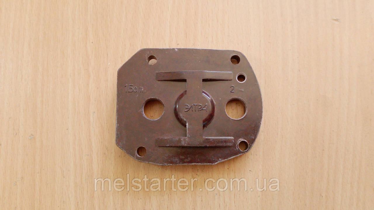 Кришка втягуючого реле стартера 2501-3708000-21, 2501-3708000-40, СТ-103, СТ-26. Карболіт