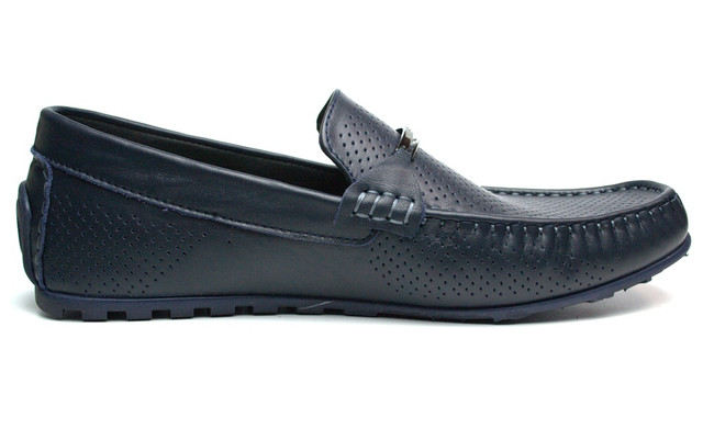 Зручна колодка і гнучка підошва для максимального комфорту водія Літні шкіряні мокасини сині з перфорацією чоловіче взуття Rosso Avangard ETHEREAL Cross Sapphire Leather